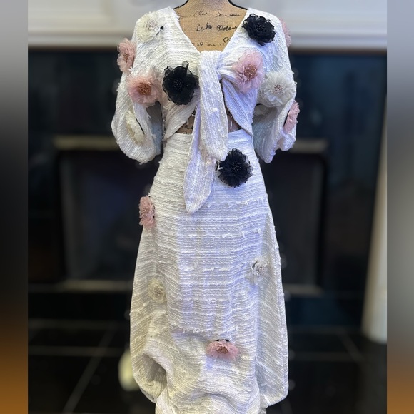 Dream by Sister Jane Dresses & Skirts - NWT Dream By Sister Jane Elegant Floral Embellished White Dress